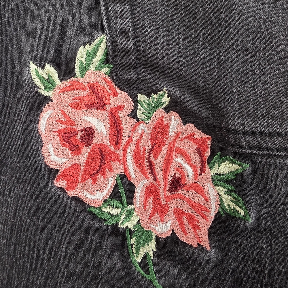 The Pioneer Woman Size 16 XL Black Embroidered Bootcut Pull-On Jeans 3342-CB - Picture 6 of 16